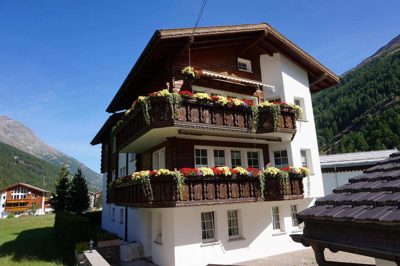 Art Oase Apartment Saas-Grund Exterior photo